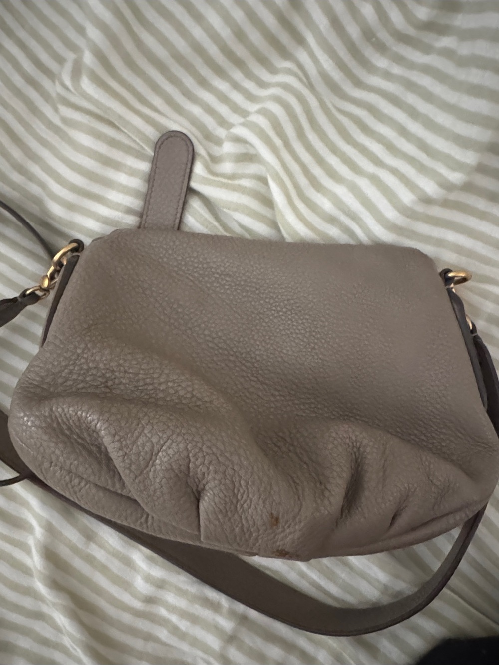 Marc by Marc Jacobs Taupe Gray Pebbled Leather Crossbody with Gold Hardware - Picture 3 of 3